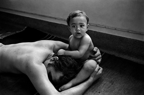 Pablo Bartholomew – Outside In - Sunder with Pablo Jr., Calcutta, 1978. Gelatin silver print, edition of 10 (+3 AP), 16 x 24 in.