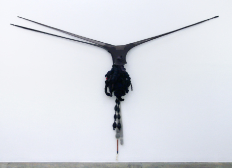 Senga Nengudi – Performances 1976 – 81 - Installation view. (Close up). Senga Nengudi, Untitled, 2011. Nylon mesh, sand, mixed media. 60 × 72 × 8 inches. 